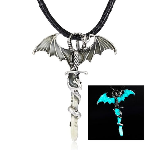 Rinhoo Vintage Magic Steampunk Glowing Luminous Punk Dragon Pendants Necklaces Mens Jewelry Glow In the dark Pendant Necklace