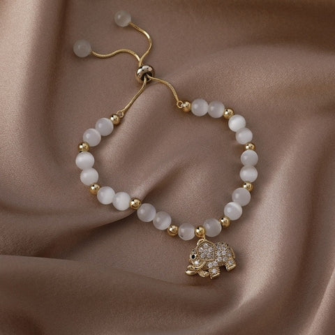 New Trendy Baroque Imitation Pearl Bracelet Fashion Lady Temperament Charm Bracelets For Women Wedding Luxury Jewelry Party Gift